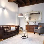 شقة Residenza Tazzoli By Pentagono Residenze فيرونا