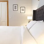 Residenza Tazzoli By Pentagono Residenze شقة