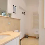 Residenza Tazzoli By Pentagono Residenze فيرونا