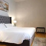 Residenza Tazzoli By Pentagono Residenze * فيرونا