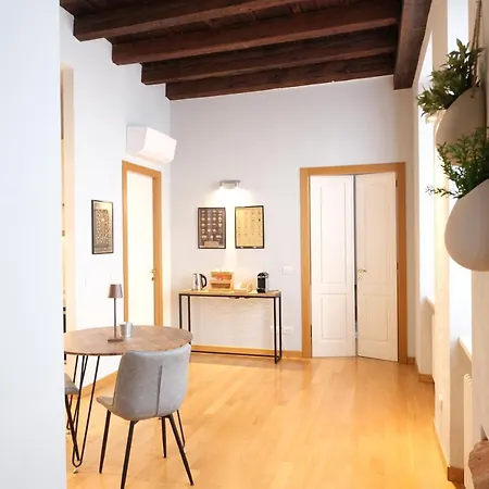 Residenza Tazzoli By Pentagono Residenze Apartman Verona