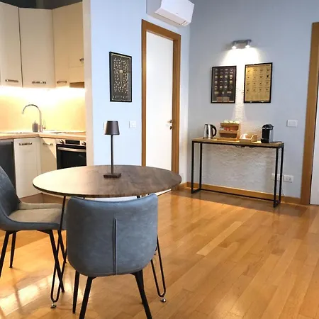Residenza Tazzoli By Pentagono Residenze Apartman *